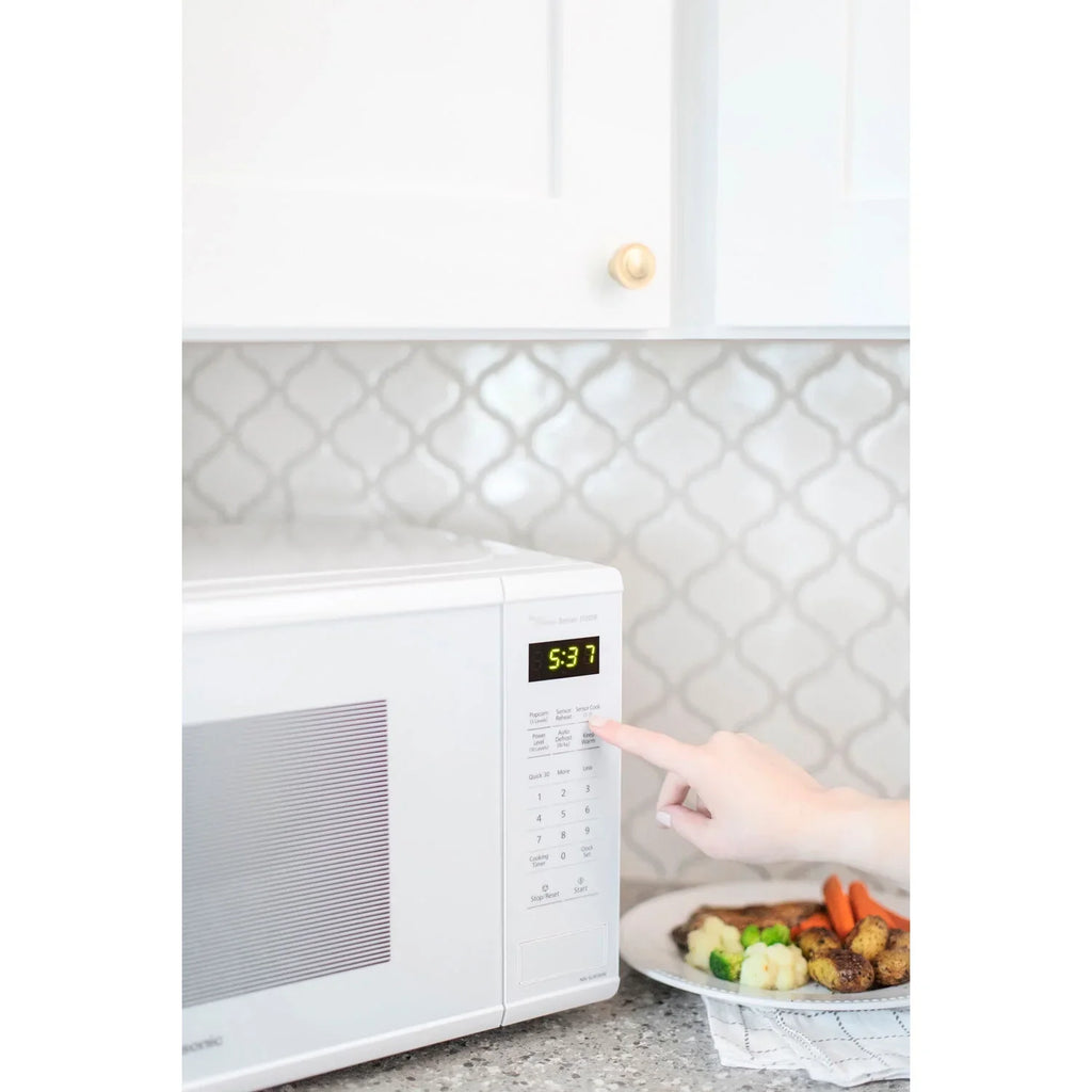 2026 NewPanasonic New 1.3 Cu. ft. 1100W Genius Sensor Countertop Microwave Oven in White