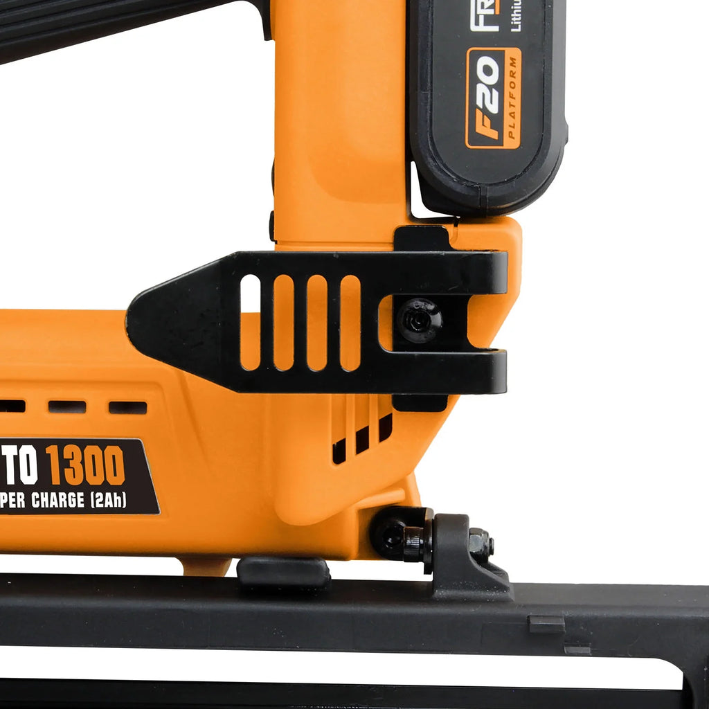 Freeman PE20VFN64 20 Volt Cordless 16-Gauge 2-1/2" Straight Finish Nailer Kit with Lithium Ion Battery, Charger, Bag, and Nails (200 Count) -C 1300 Shots per Charge