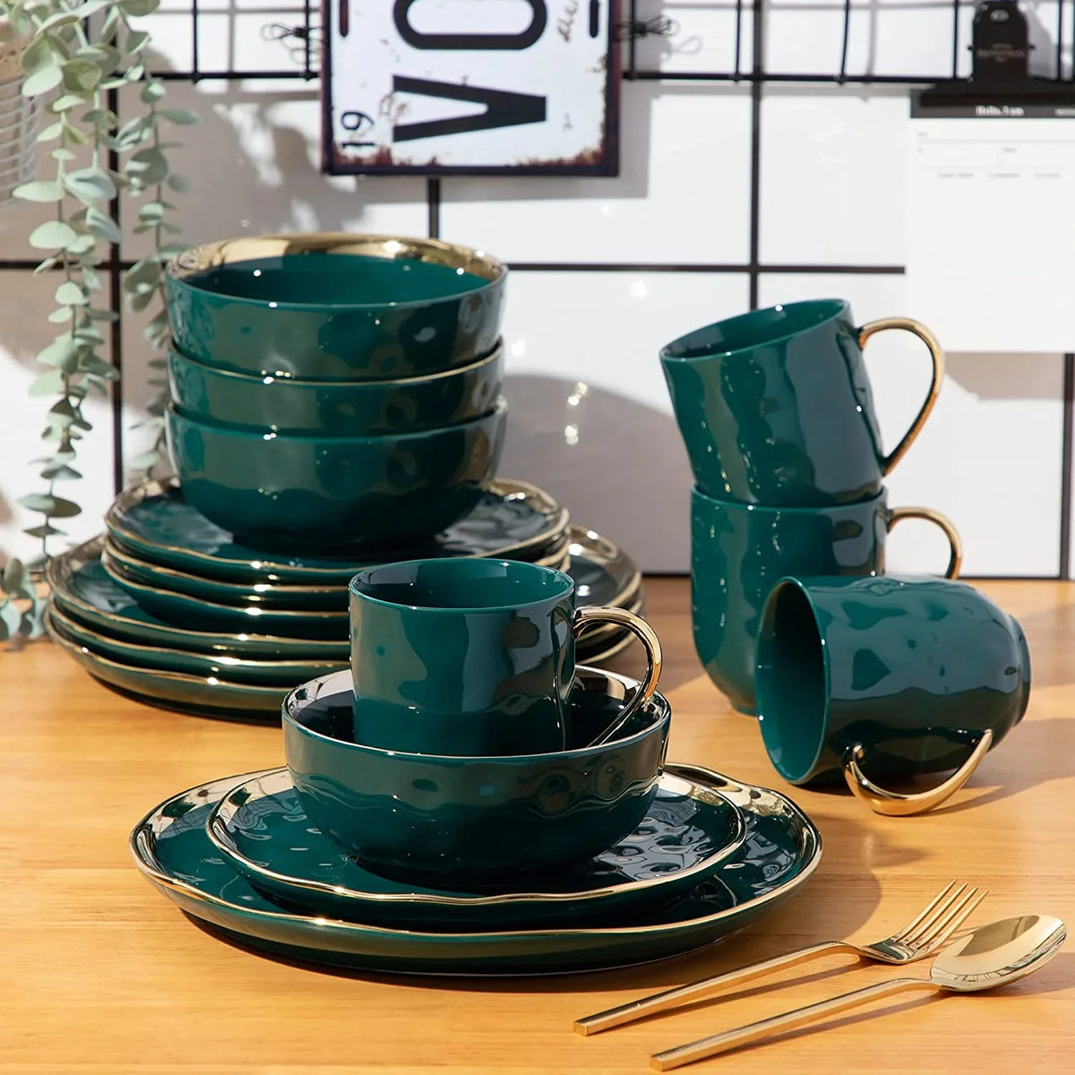 2026 NewLOVECASA Dinnerware Sets, Stoneware Dinner Set for 8, 32-Piece Round Dark Green and Gold, Series Sweet